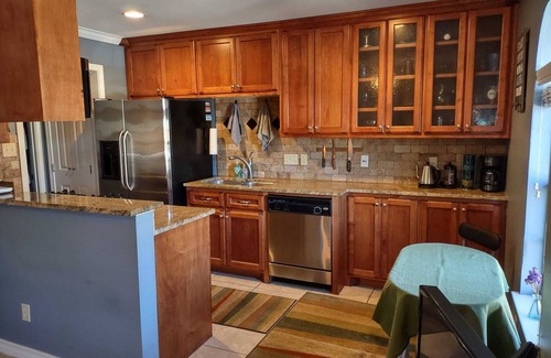 Hyde Park Condo | Central Hyde Park Condo