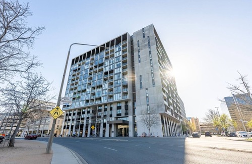 City West Apartment | Central located 2 bedroom Apartment in Canberra