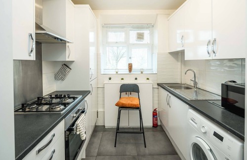 Lambeth House | Central Located - Brixton Gem