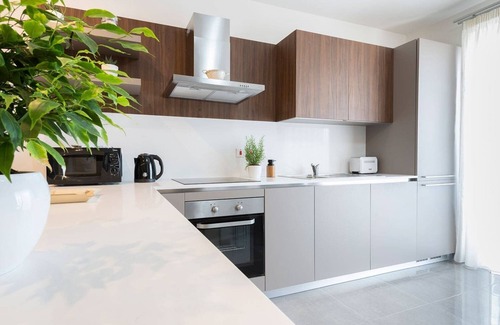 Birkirkara Apartment | ★ Central LUX Maisonette w/HEATED POOL & patio ➞