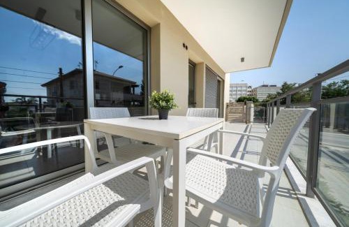 Acropolis Apartment | Central Luxurious 2 bedroom flat