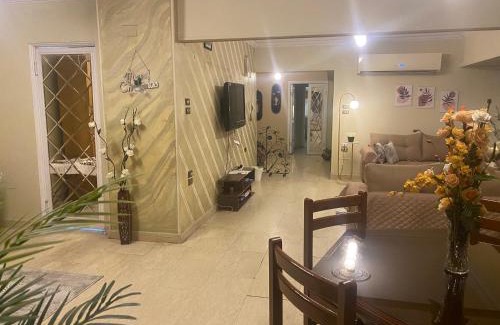 Al Duqqi Apartment | Central luxurious apartment with amazing Nile view