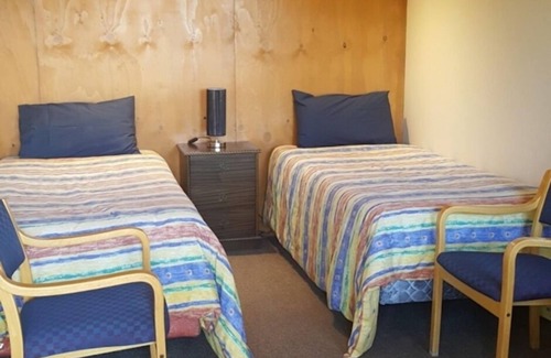 Ettrick Cabin | Central Otago Lodge perfect for Groups, families,