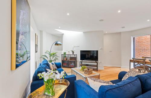 South Richmond Apartment | Central Richmond 3 Bedroom House