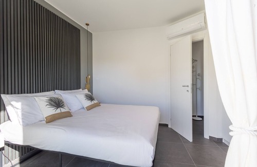 Vallecrosia Apartment | Central Riviera Apartment by Wonderful Italy