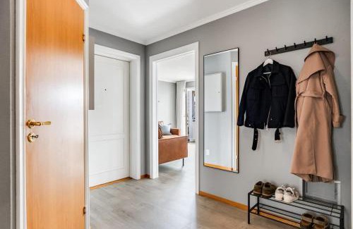 Haugesund Apartment | Central sea house apartment - 2 BR - Free parking