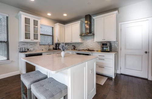 Northeast Carrollton House | Central - Spacious Townhome