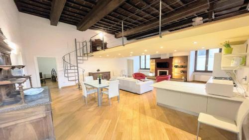 Spoleto Apartment | Central Spoleto 6 guests apt with terrace