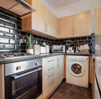 Sheffield House | Central Urban Retreat Oasis Free Parking 13ppl
