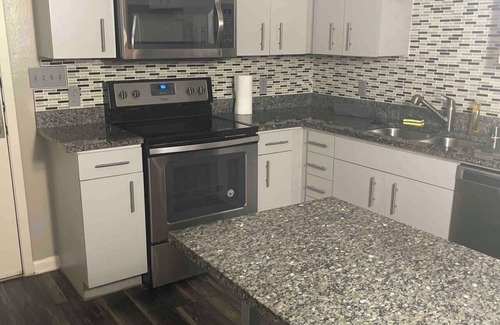 Legacy Park Apartment | Centrally located 1 bedroom apartment