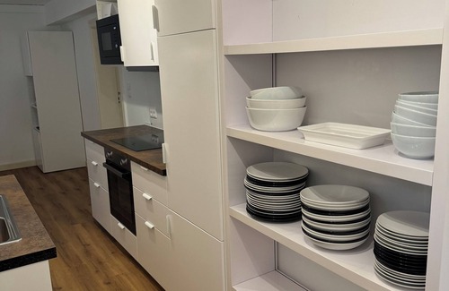Lichterfelde Apartment | Centrally located 160 square meter apartment. Ideal for travel groups and large families