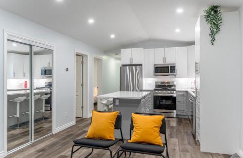 Yellowknife Apartment | Centrally located 4Bedroom, 2Bath Home