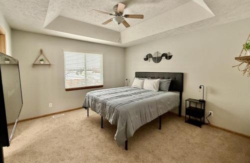 North Central Omaha House | Centrally Located Family Retreat in Omaha