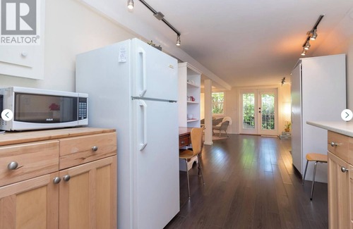 Chemainus House | Centrally located private studio in Chemainus