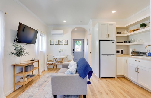 Sunset Apartment | Centrally Located Studio 3 Mi From Downtown!