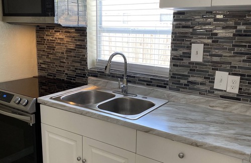 United Central House | Centrally-located, coastal tiny home w/access to downtown and the best beaches!