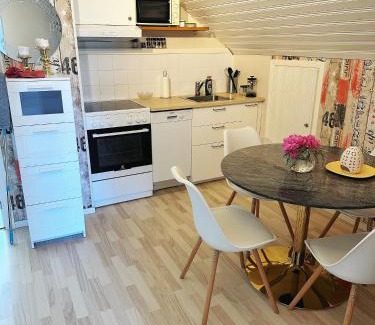 Kalmar Apartment | Centralt och havsnära på Stensö