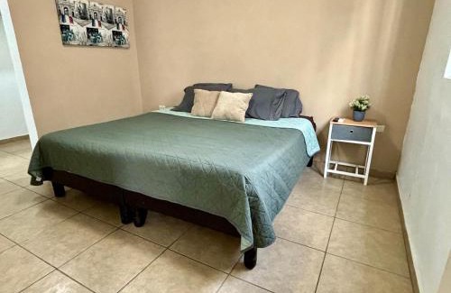 Culiacan Apartment | Centrico, Cama King Size & Cocina Cerca de la UAS