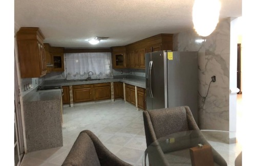 Torreon House | centrico, disney+, garage y minisplit(con factura)