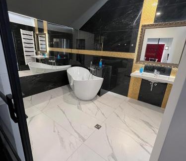 Lezajsk Hotel | Centrum Bankietowo - Hotelowe "Perła"