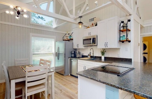 College Station House | Century Oak Retreat ~ Aggieland Vacation Rentals