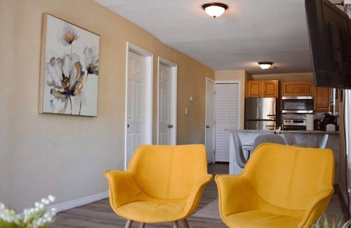 Temple Crest House | Cerca a Busch Gardens