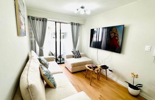 Lince Apartment | Cerca al parque Castilla y mall de salaverry