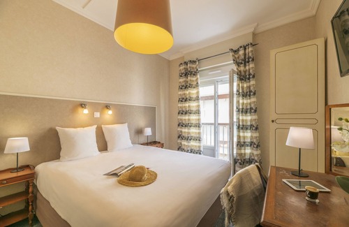 Pontaillac Hotel | CERISE Royan - Le Grand Hôtel de la Plage