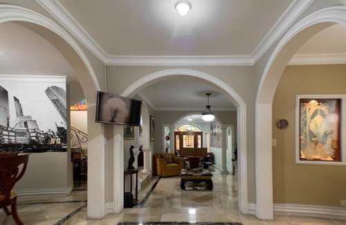 Guayaquil Villa | Cesar's House Guayaquil Home Rental