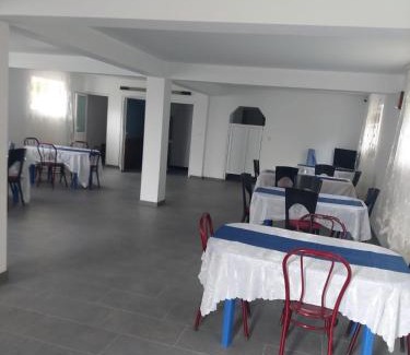 Arbore House | Cetină de brad