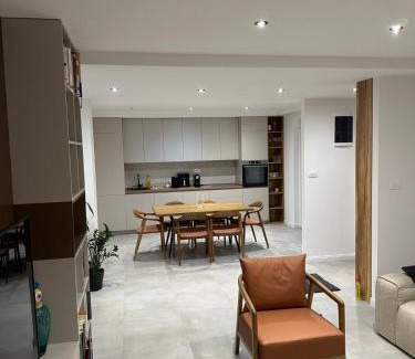 Donje Polje House | Cetinje Holiday Home for Family