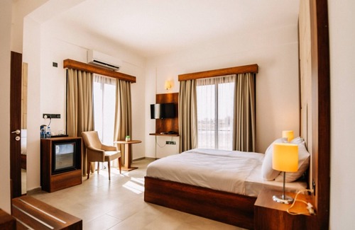 Nicosia Hotel | Cezar's Airport Hotel