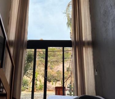 Ninh Hai Bed & Breakfast | Chành Rành House