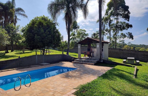 Ibiuna House | Chácara Temporada em Ibiúna- Aluguel Feriados e Fins de Semana
