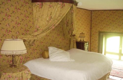 Couin Bed & Breakfast | Château de Couin