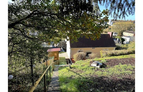 Montfort-sur-Risle House | Château de la folie