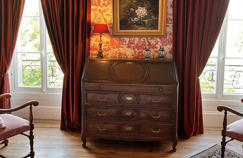 Montlevon Bed & Breakfast | Château de Picheny