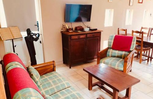Marolles House | Château Folies - Escapade Nature Gîte 120m2 - 5 couchages