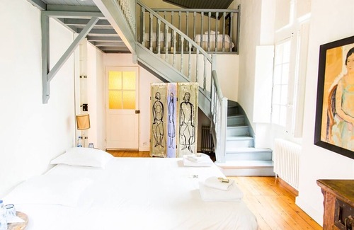 Saint-Laurent-des-Arbres House | Château Beaupré Deleuze