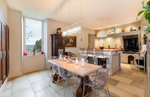 Saint-Siffret House | Château "les deux Lions" au coeur d'un village historique proche d'Uzes