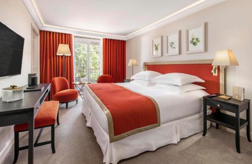 Montlucon Hotel | Château Saint-Jean, Relais & Châteaux