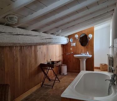 Saint-Maximin House | Château Saint Maximin près d'Uzès
