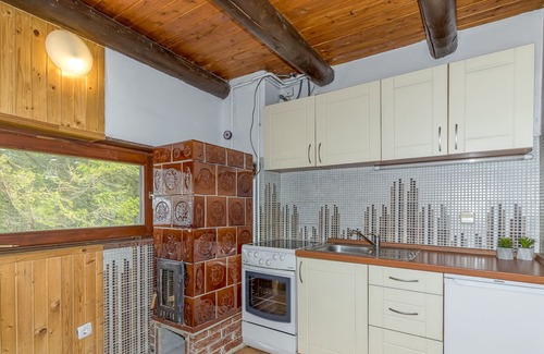 Slovenj Gradec Apartment | Chalet Snowflake IIa 20m From Ski Trail, Šmartno pri Slovenj Gradcu, Slovenia