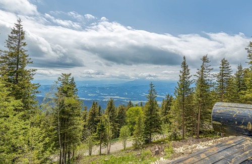 Slovenj Gradec Apartment | Chalet Snowflake Ib 20m From Ski Trail, Šmartno pri Slovenj Gradcu, Slovenia