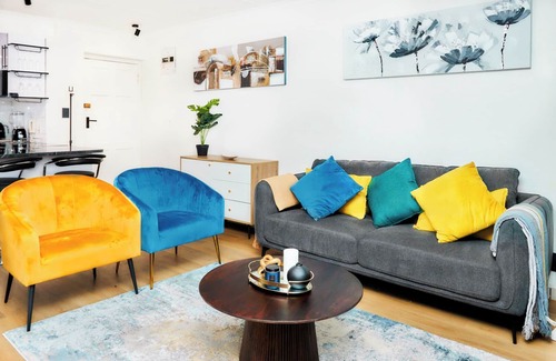 West Beach Apartment | Charming 1-bedroom apartment in lovely Cape Town with WiFi