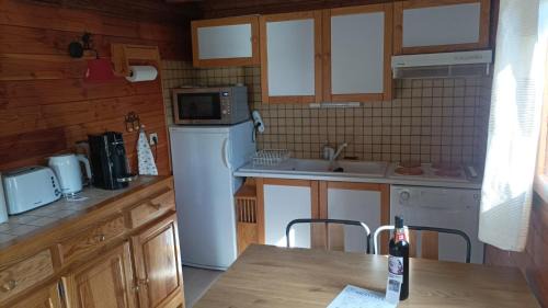 Eyne 2600 Ski Chalet | Chaguimama Snow