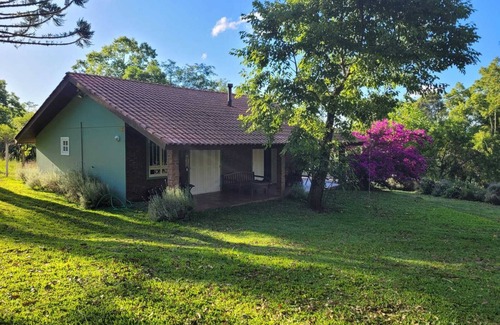 Nova Petropolis Ski Chalet | Chalé Romântico Junto a Natureza, com Vistas de 360º Para Montes e Vale