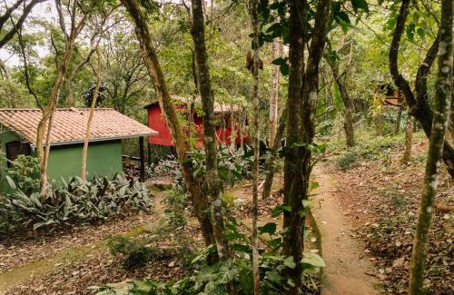 Sao Sebastiao das Aguas Claras Ski Chalet | Chalés do Beto em Macacos