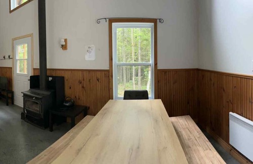 Saint-Joseph-de-Coleraine Ski Chalet | Chalet Desjardins - All the comforts of home.