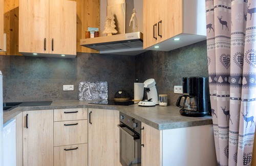 Saint-Maurice-sur-Moselle Ski Chalet | Chalet 'La Petite Chaumière' with Mountain View, Private Terrace and Wi-Fi